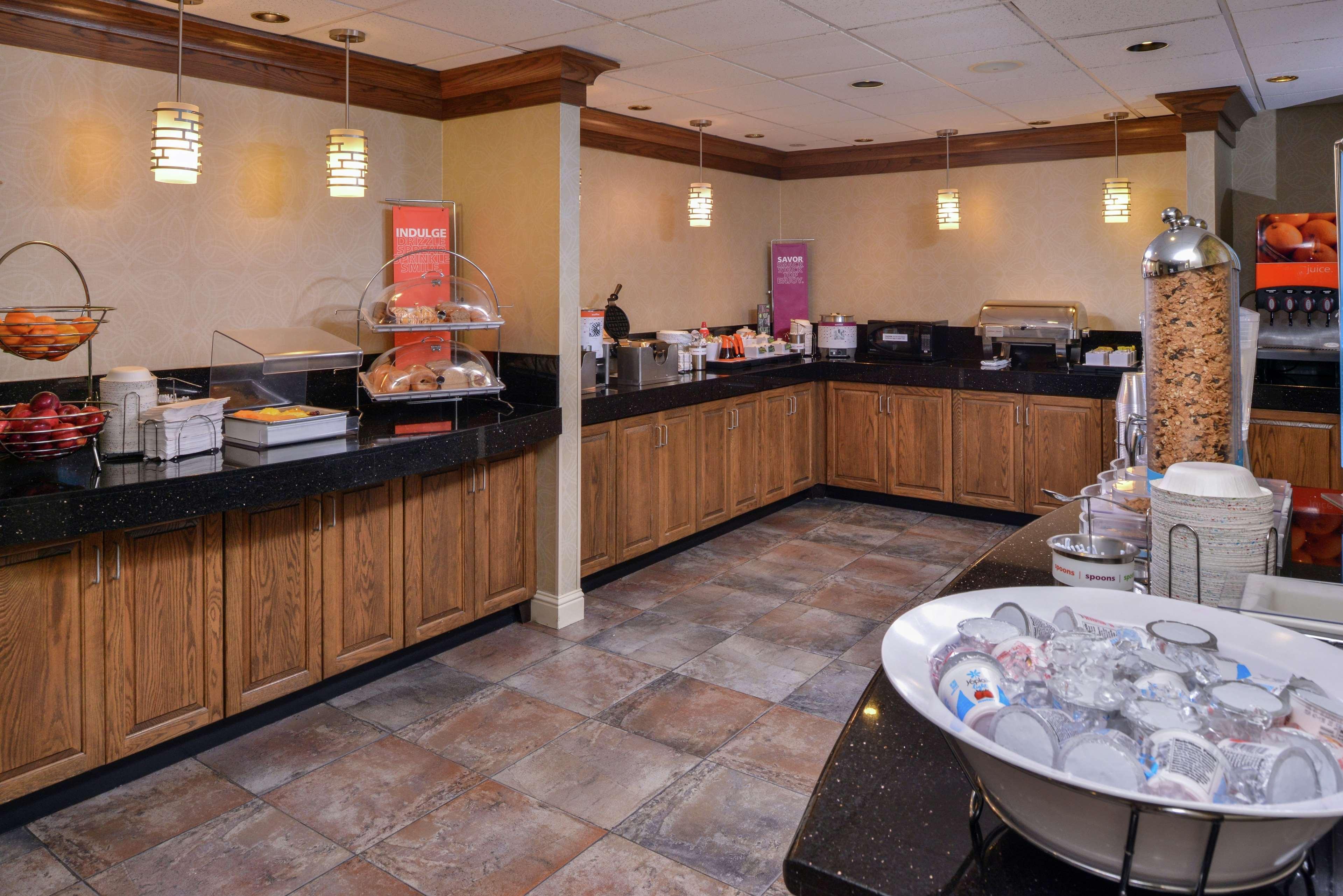 Hampton Inn & Suites Карсон-Сити Экстерьер фото